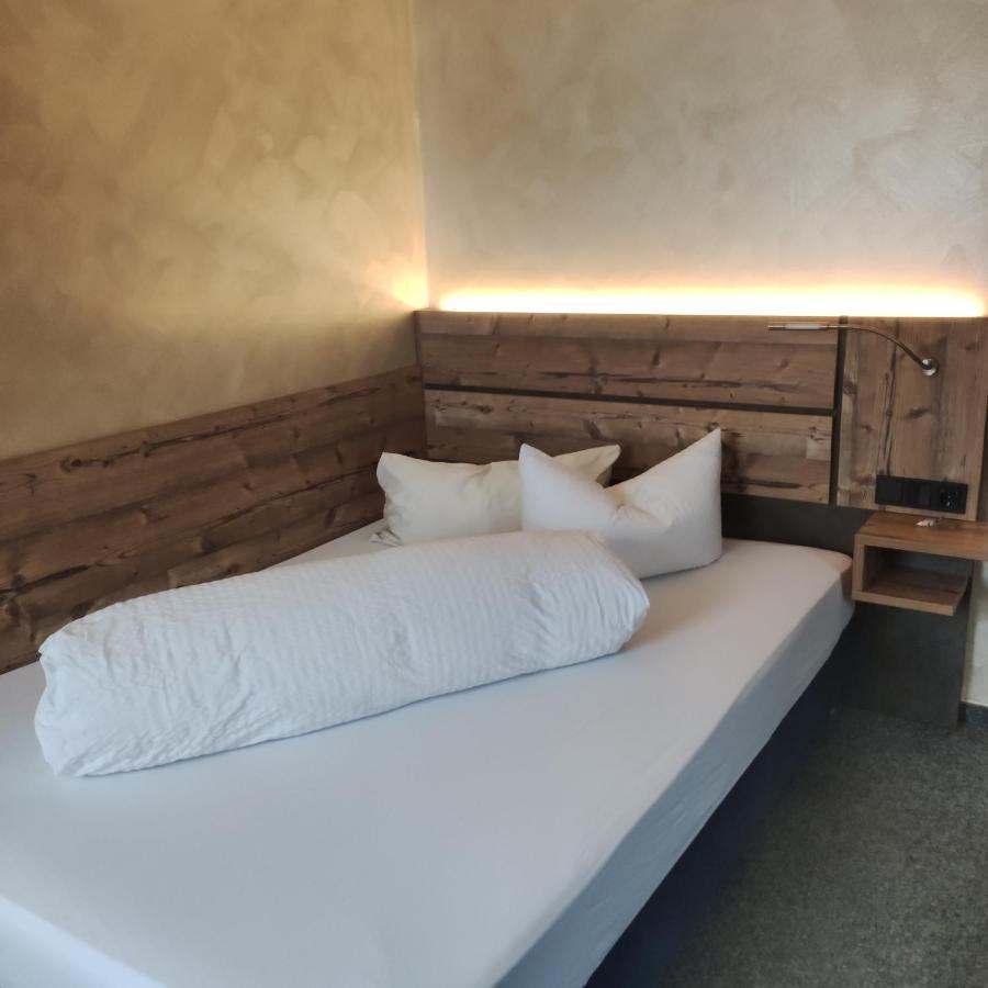 Gasthof Goldene Krone Selbitz Luaran gambar